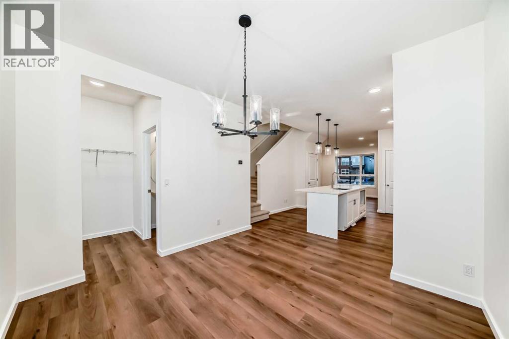 Single Family House for Sale in  Starling Boulevard NW Moraine Calgary 