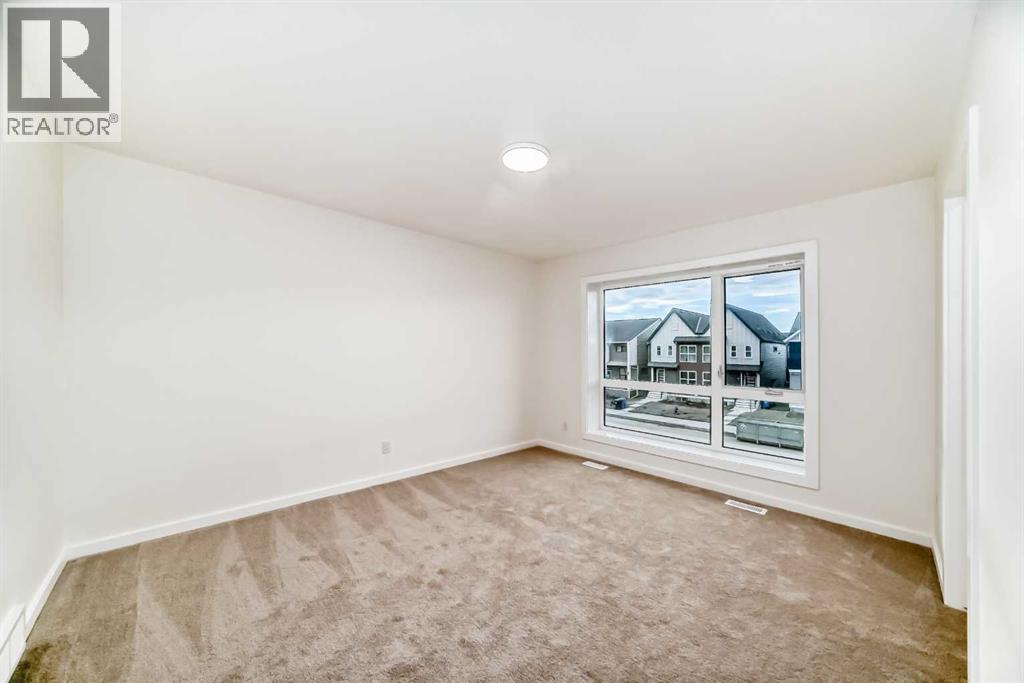 Single Family House for Sale in  Starling Boulevard NW Moraine Calgary 