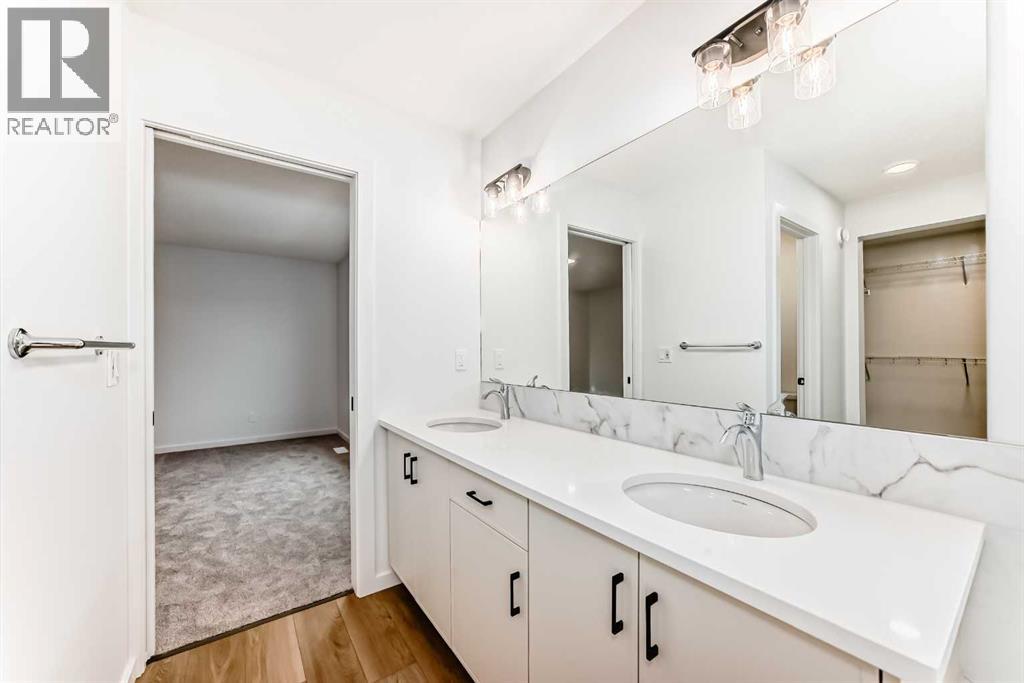 Single Family House for Sale in  Walgrove Bay SE Walden Calgary 