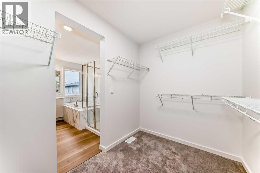 Single Family House for Sale in  Walgrove Bay SE Walden Calgary 