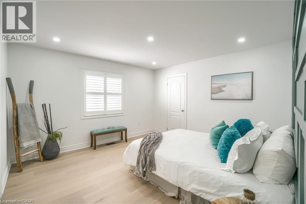 318 WALLACE Street, Dufferin, Ontario