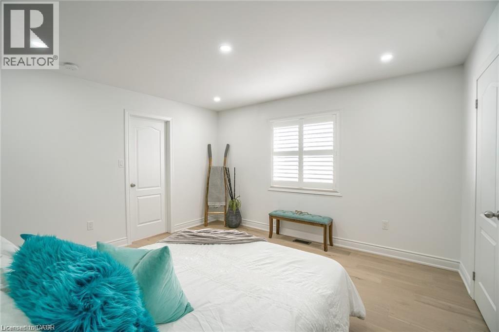 318 WALLACE Street, Dufferin, Ontario