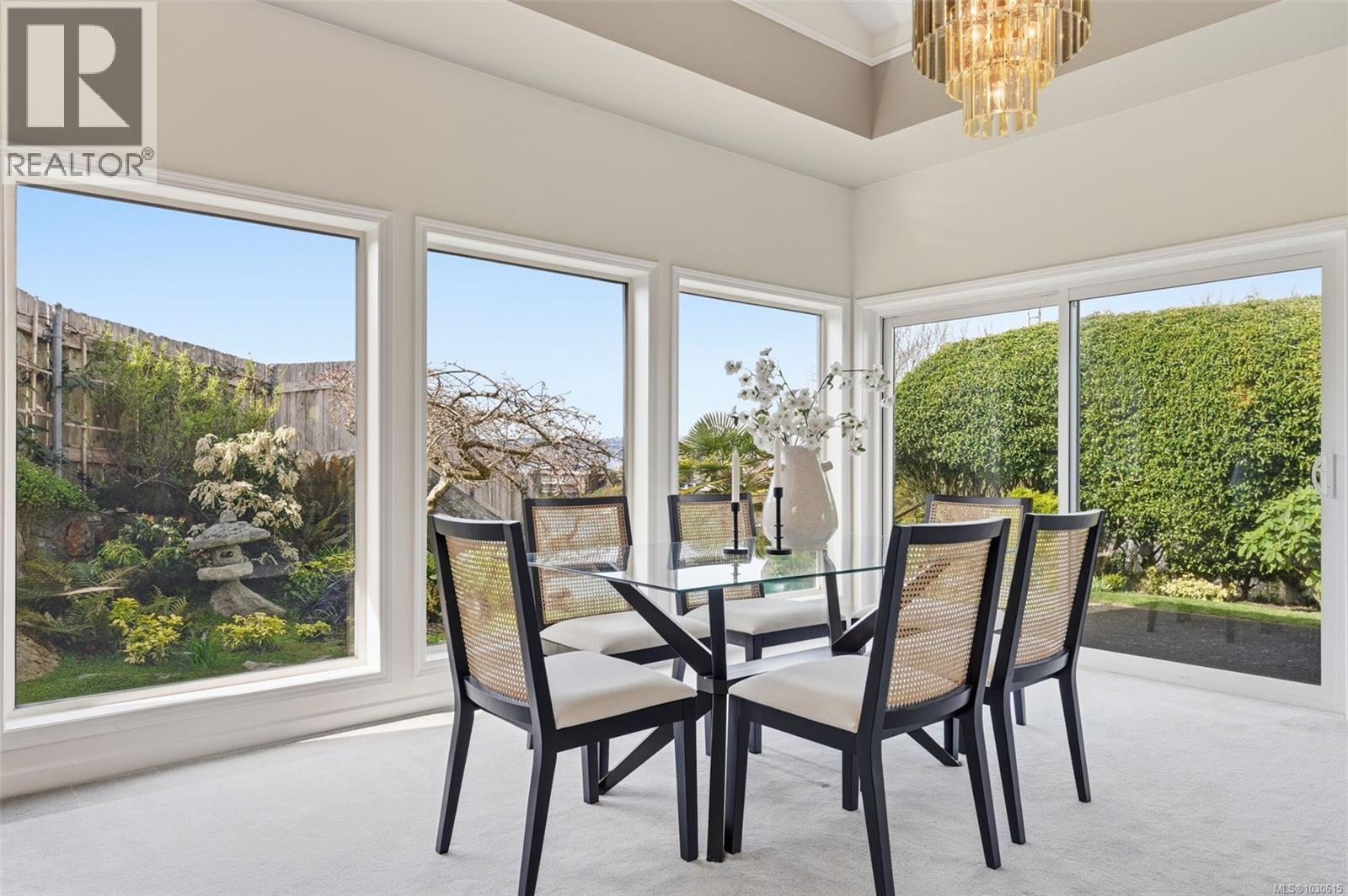 312 Clifton Terr, Esquimalt