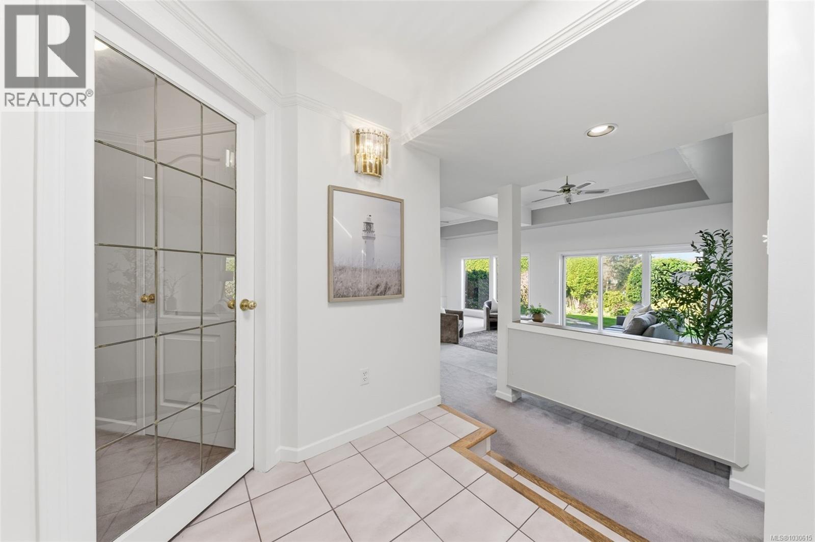 312 Clifton Terr, Esquimalt