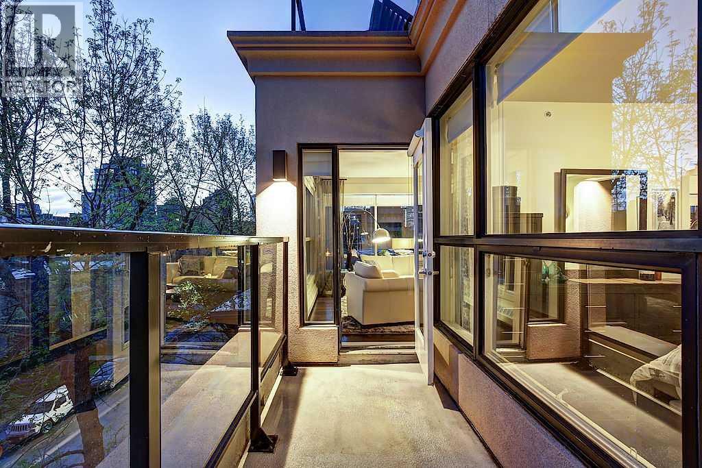 Single Family House for Sale in   A Street SW Cliff Bungalow Calgary 