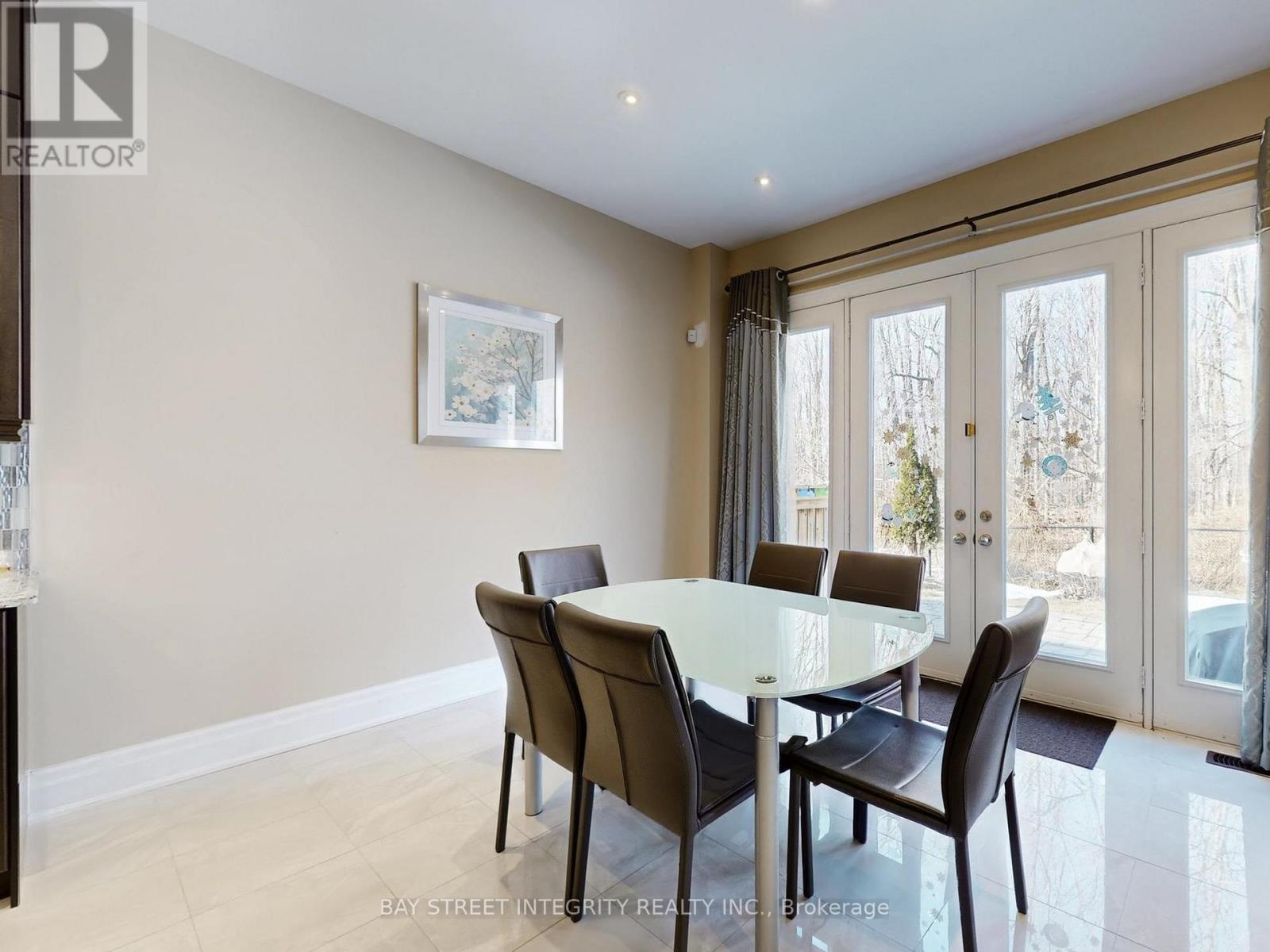 57 STRAWBRIDGE FARM DRIVE - 12