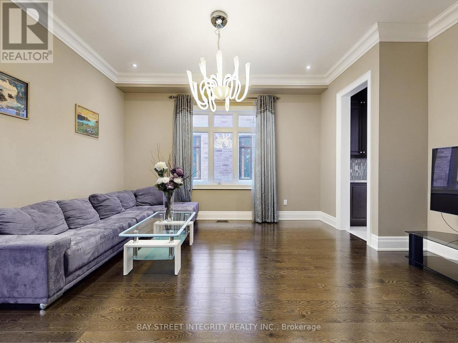 57 STRAWBRIDGE FARM DRIVE - 2