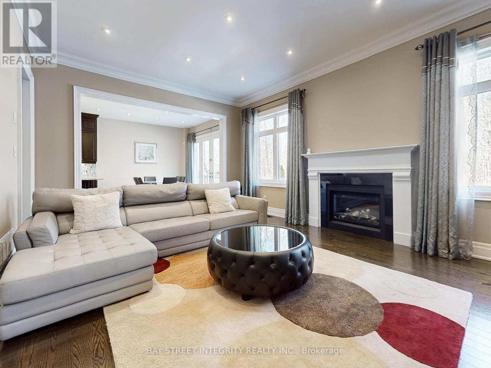 57 STRAWBRIDGE FARM DRIVE - 4