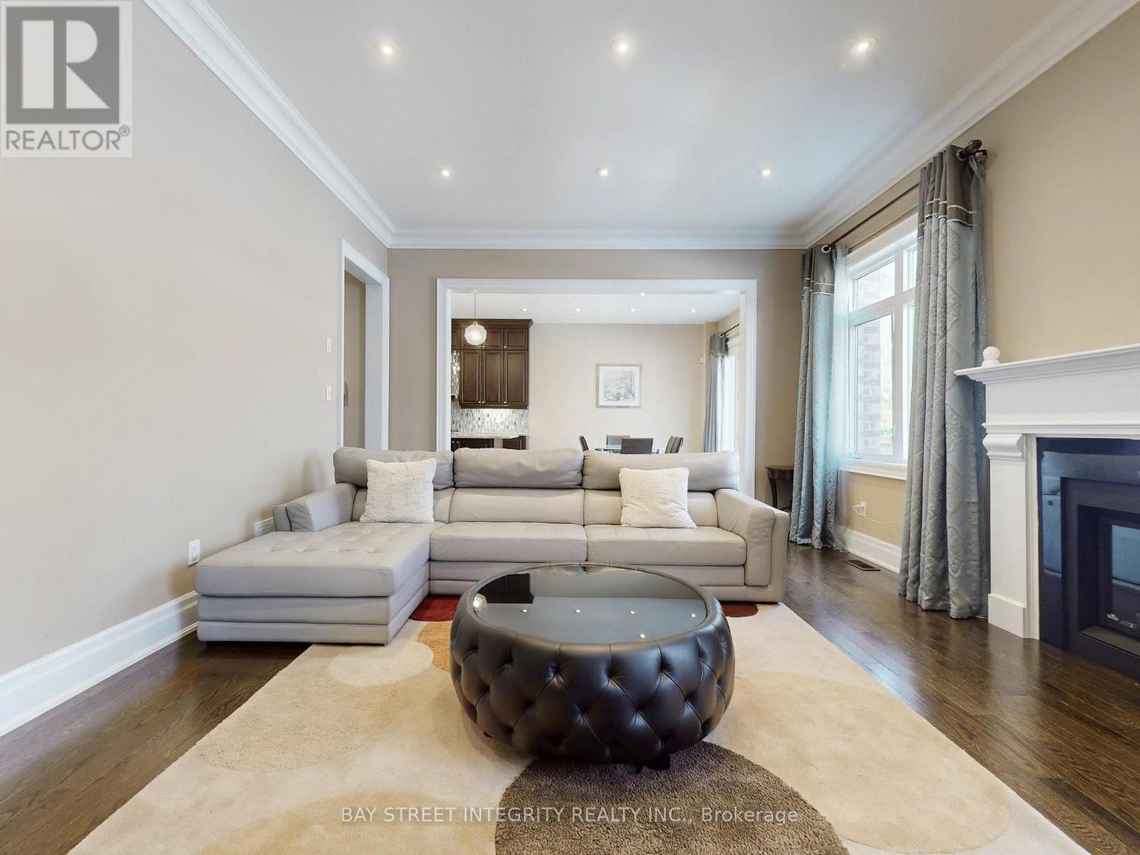 57 STRAWBRIDGE FARM DRIVE - 5