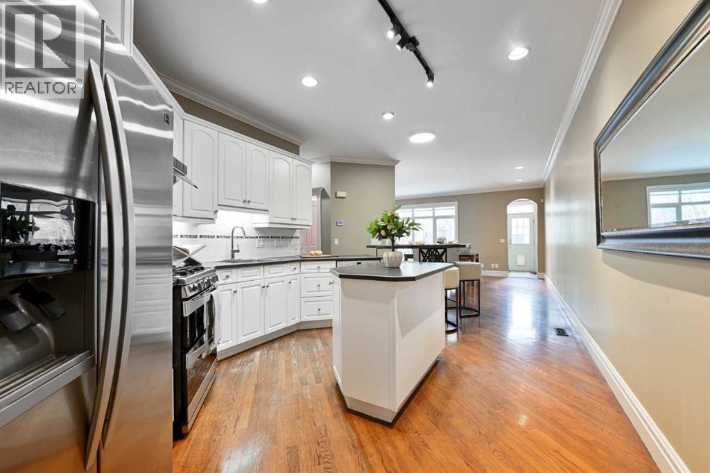 Single Family House for Sale in  A Street SW Parkhill Calgary 