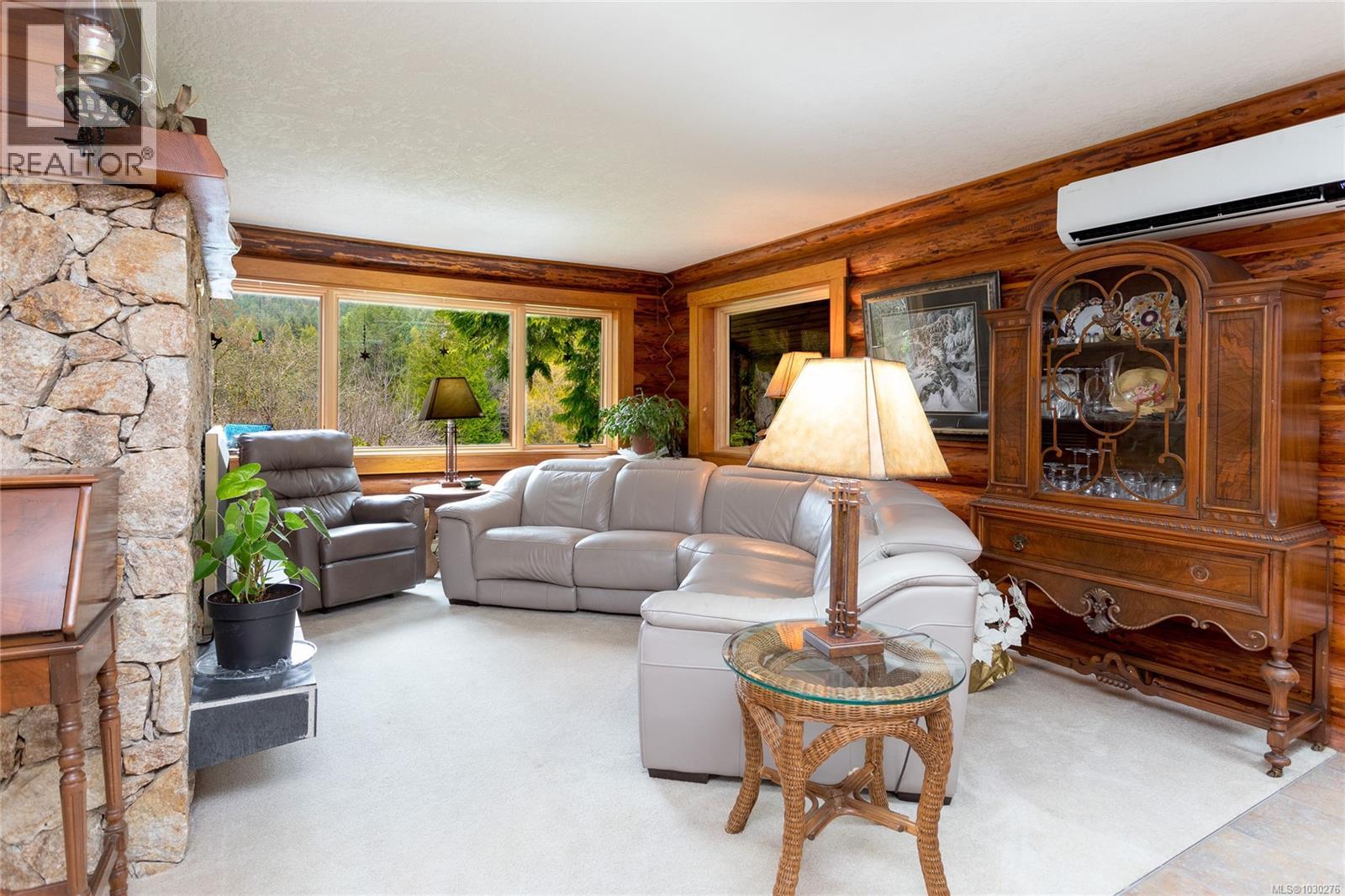 5230 Munn Rd, Highlands