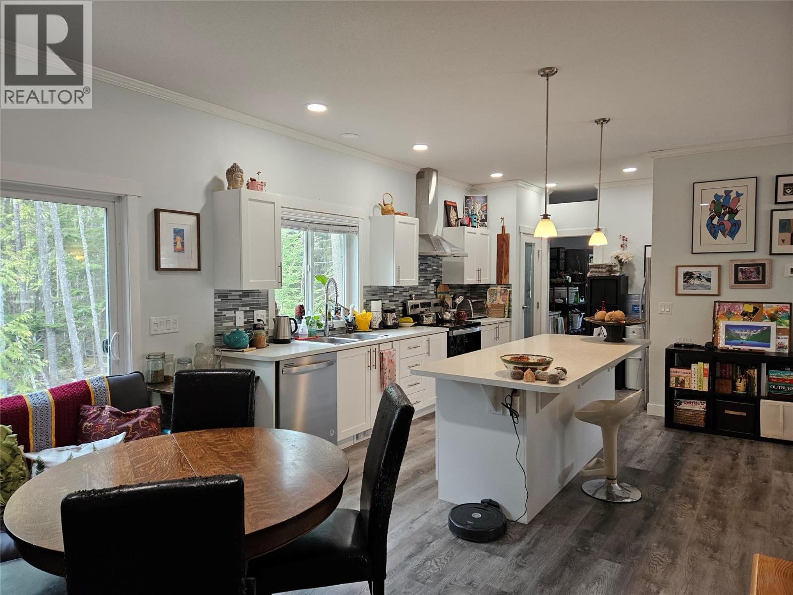 2291 15th Avenue - 5