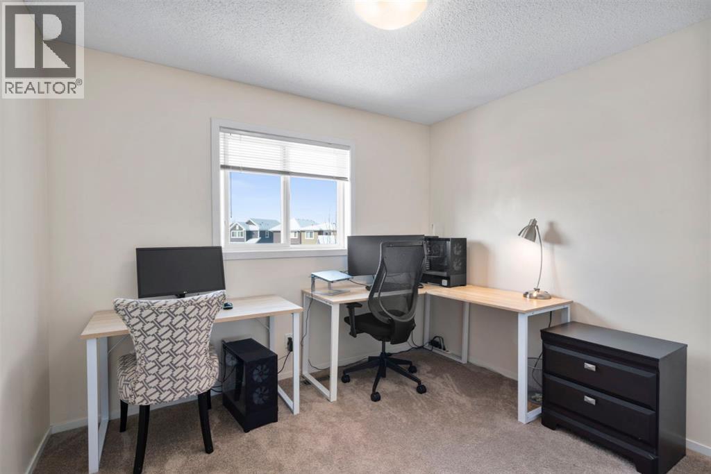 46 River Heights Boulevard, Cochrane