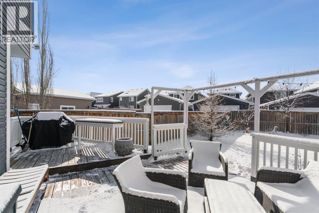 46 River Heights Boulevard, Cochrane