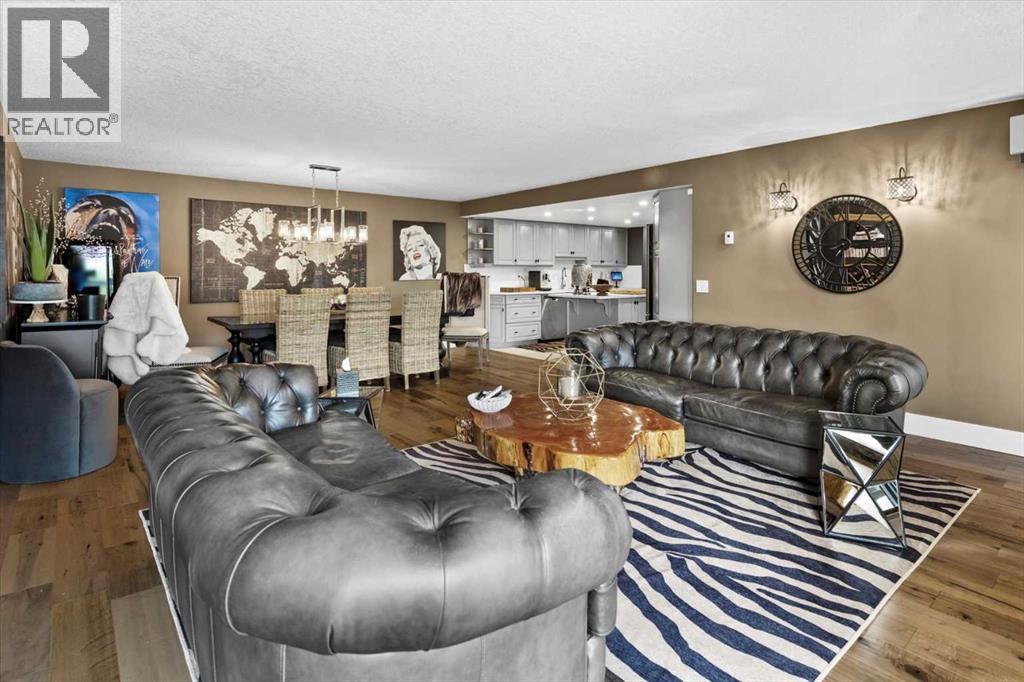 Single Family House for Sale in   Meredith Road NE Crescent Heights Calgary 