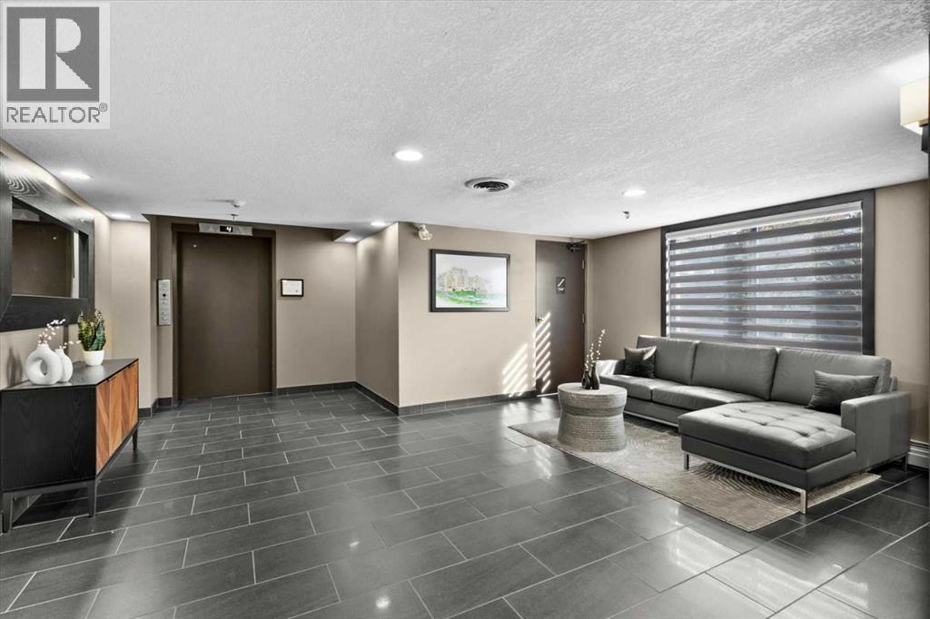 Single Family House for Sale in   Meredith Road NE Crescent Heights Calgary 