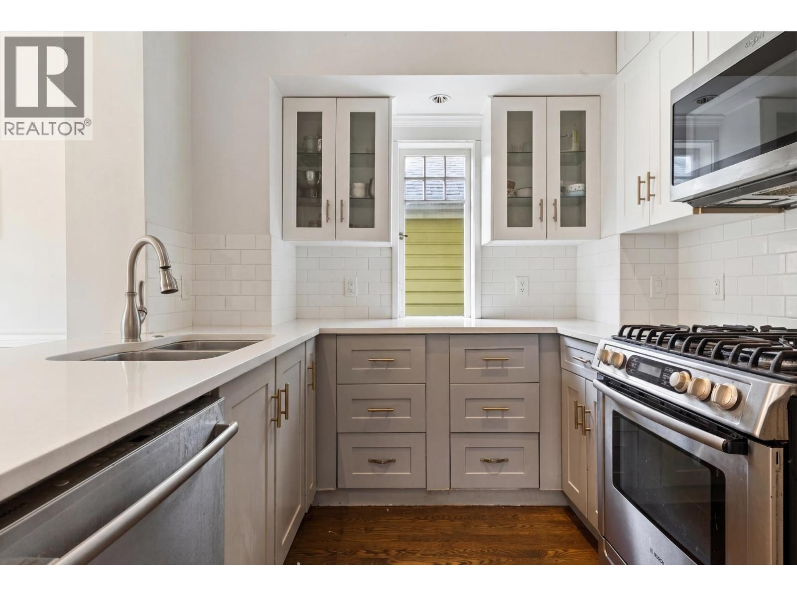 796 E 13TH AVENUE, Vancouver