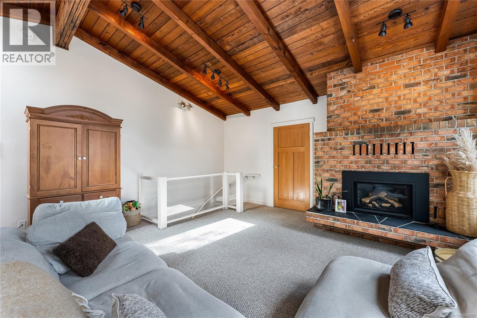 2083 North End Rd, Salt Spring