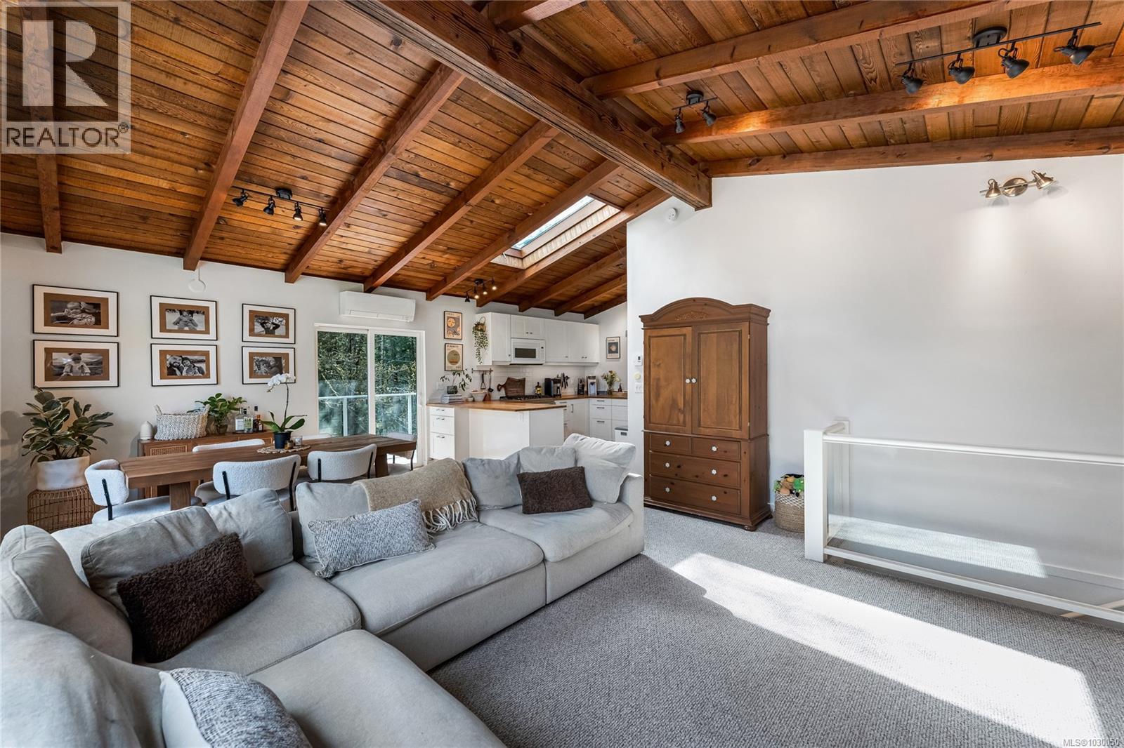 2083 North End Rd, Salt Spring