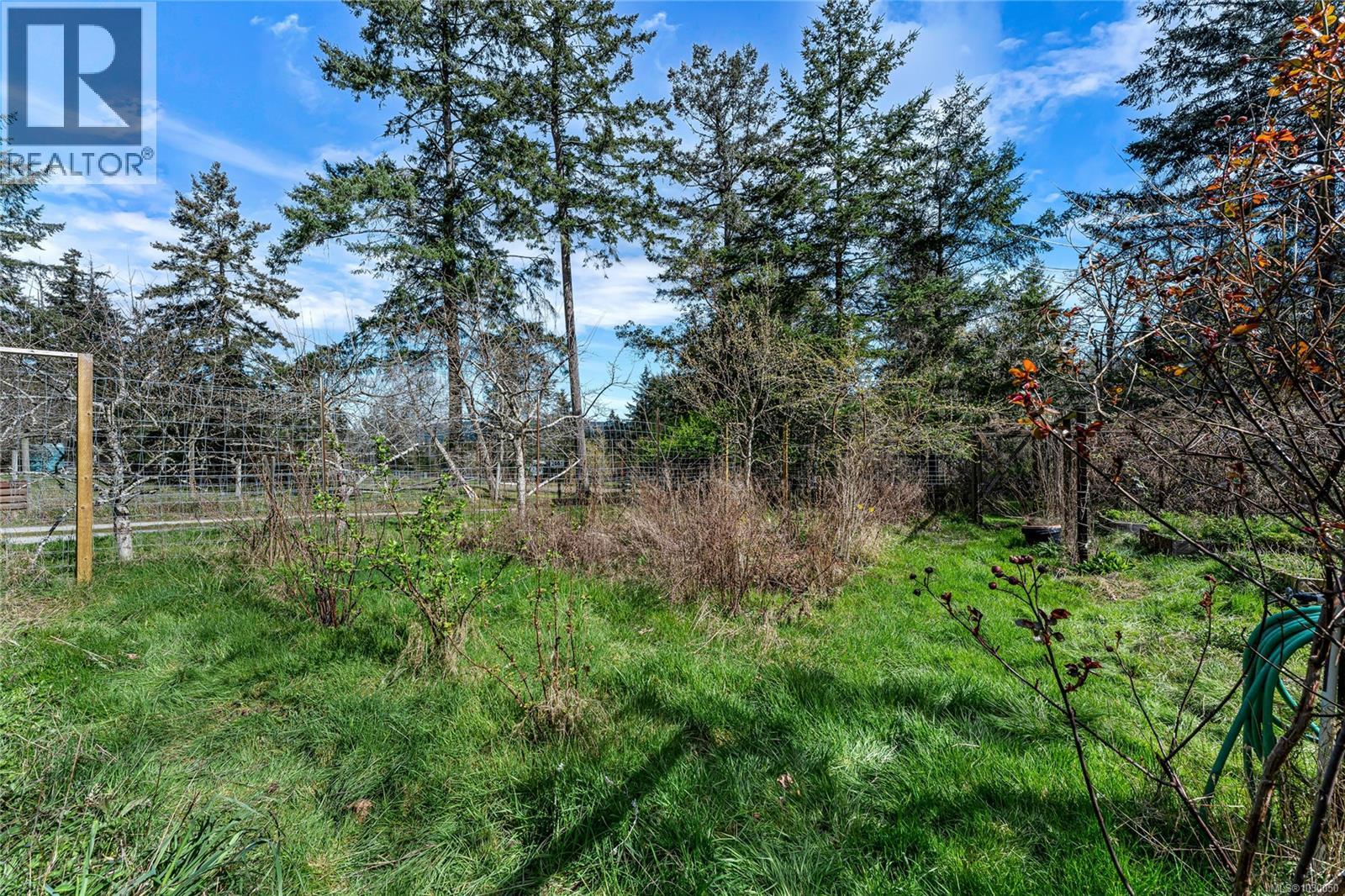 2083 North End Rd, Salt Spring