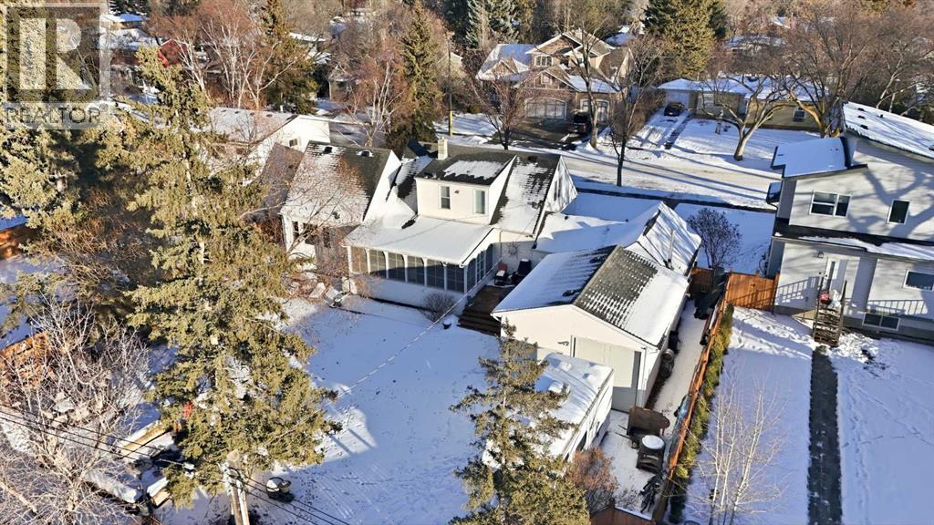 Single Family House for Sale in   Avenue Mountview Red Deer 