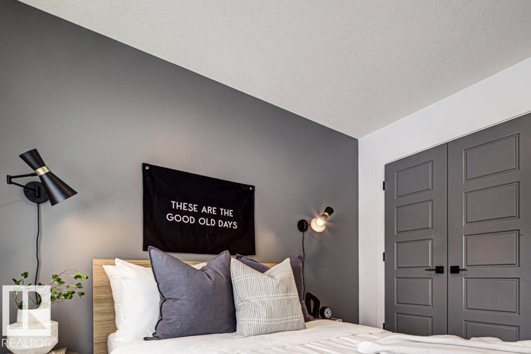 4551 WARBLER LO NW - 71