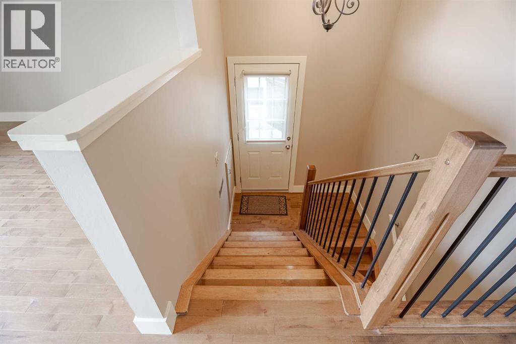 Single Family House Bi-level for Sale in    Avenue NW Bowness Calgary 