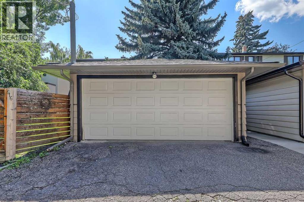 Single Family House for Sale in   Avenue SW Elboya Calgary 