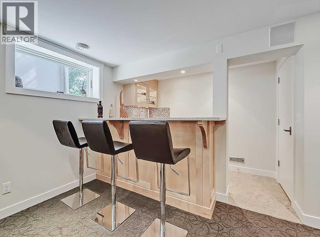 Single Family House for Sale in   Avenue SW Elboya Calgary 