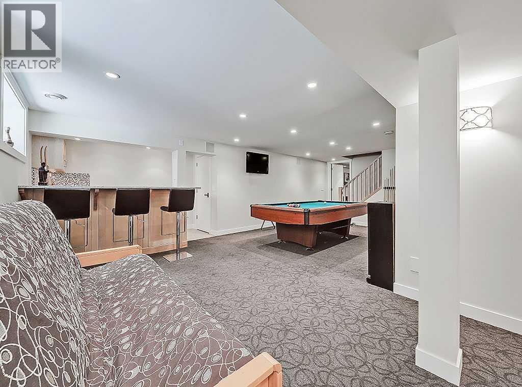 Single Family House for Sale in   Avenue SW Elboya Calgary 