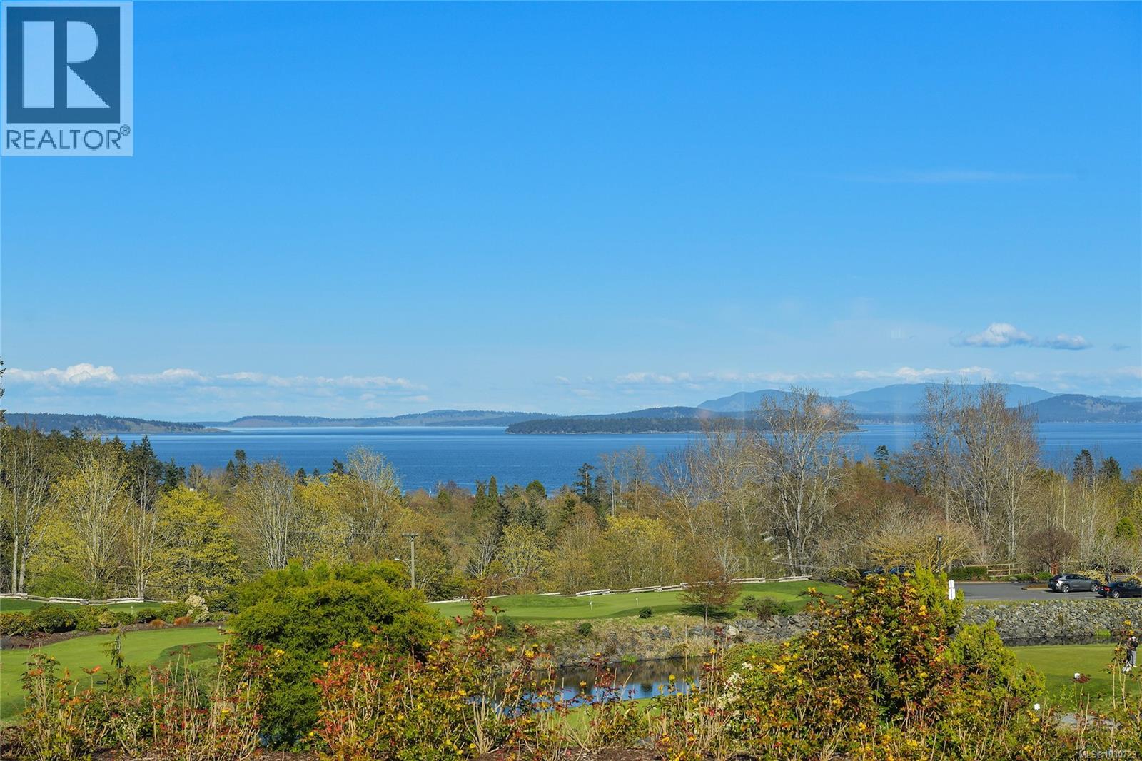 5392 Sayward Hill Cres, Saanich