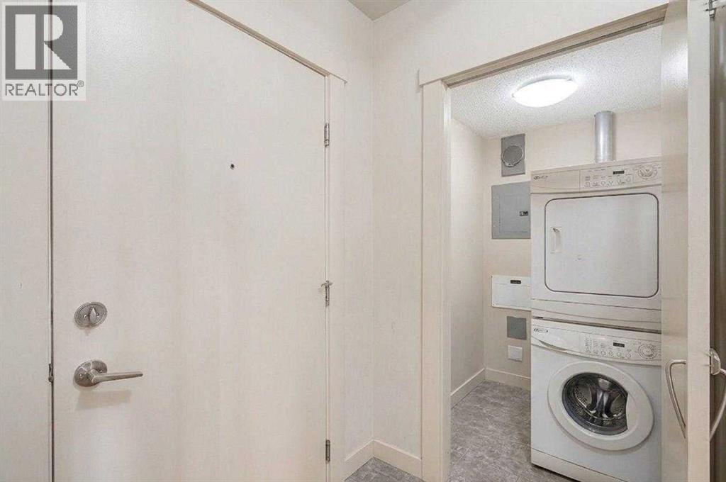 Single Family House Multi-level for Sale in   Horton Road SW Haysboro Calgary 