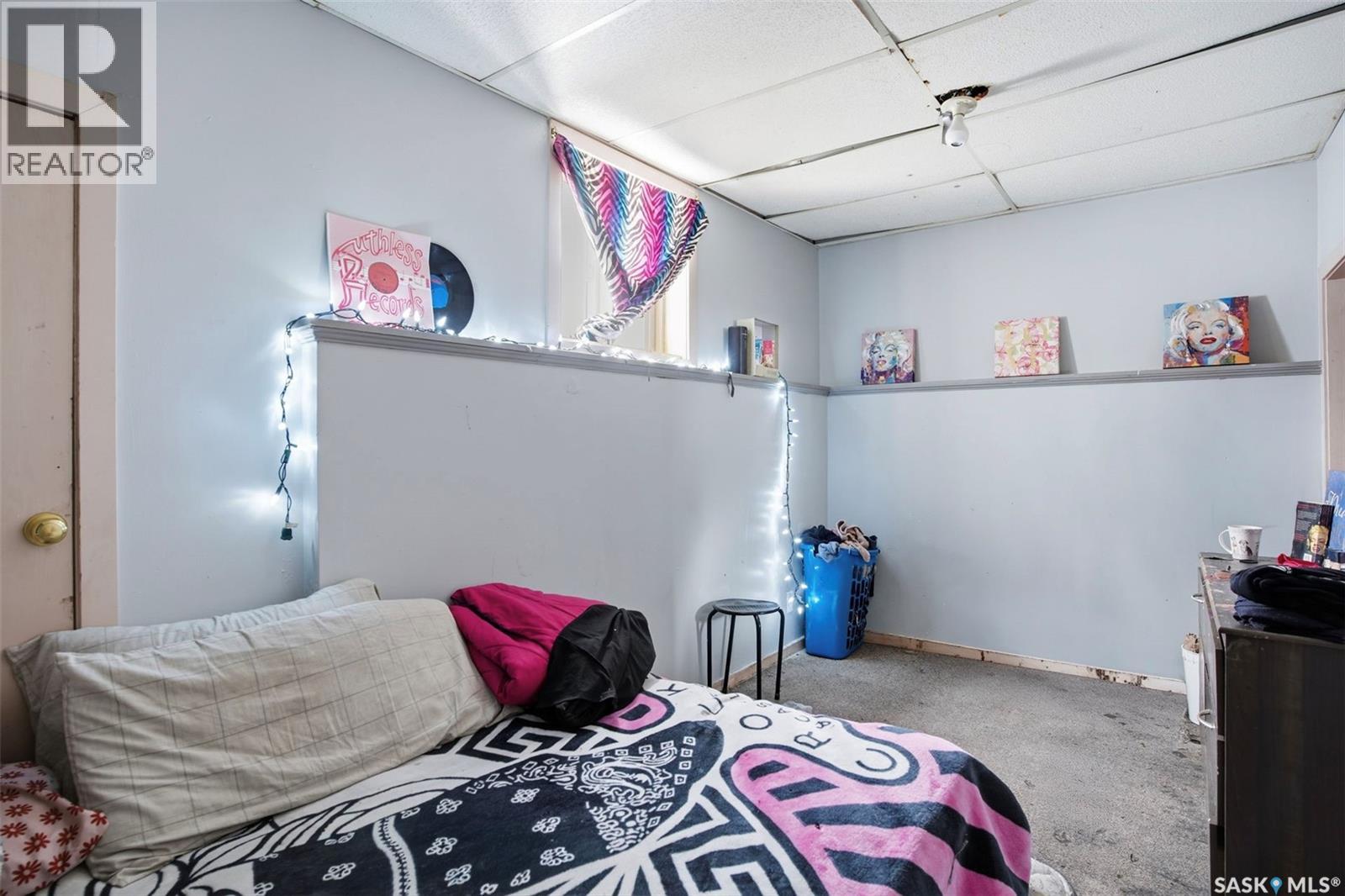 Single Family House Raised bungalow for Sale in  B AVENUE N Saskatoon 