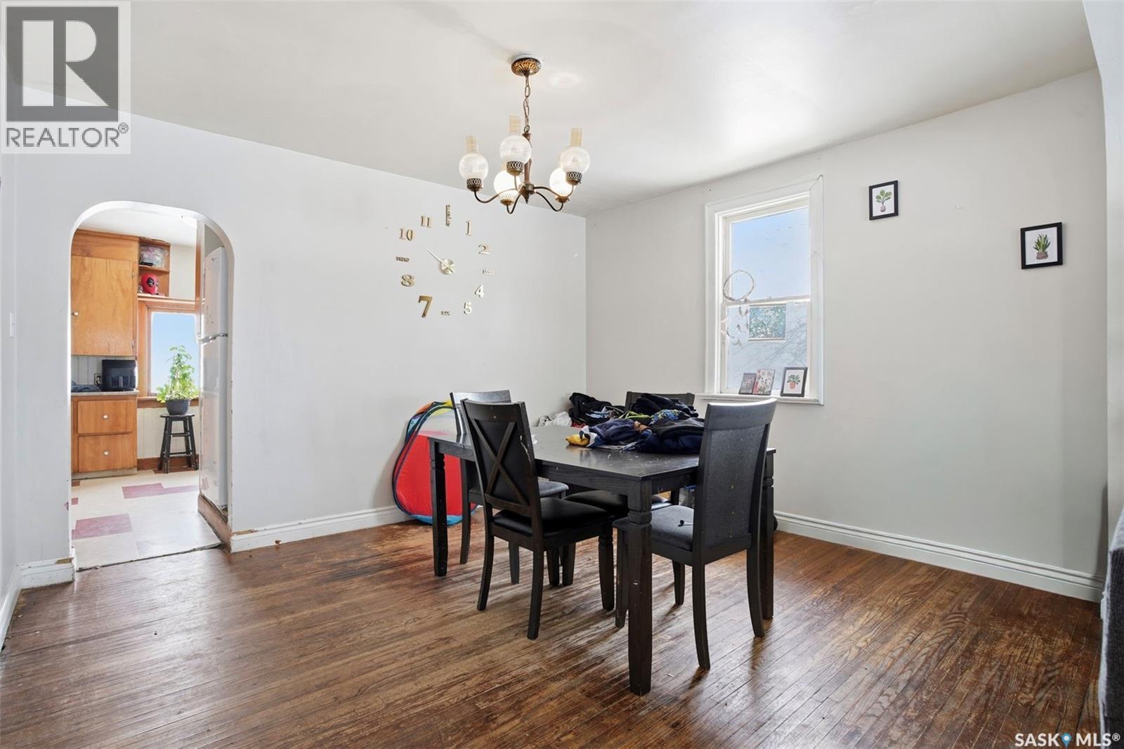 Single Family House Raised bungalow for Sale in  B AVENUE N Saskatoon 