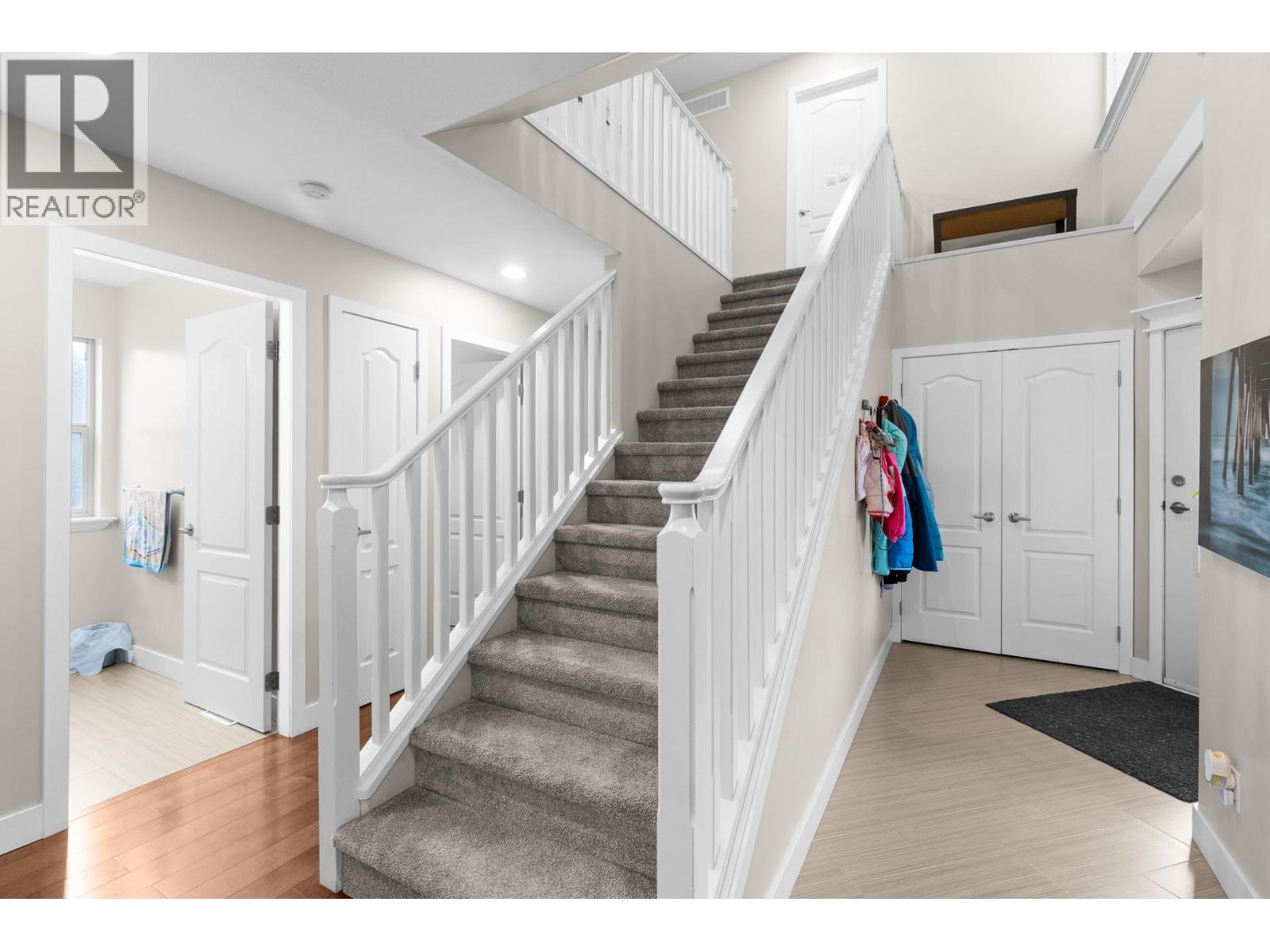 908 WESTVIEW WAY - 5