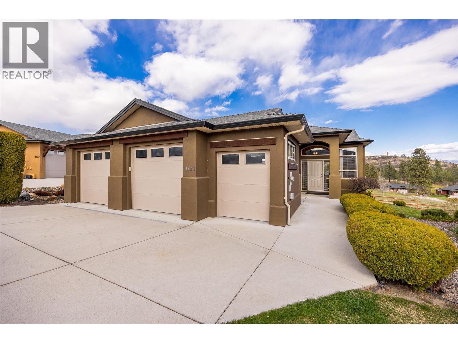  4124 Solana Place, Westbank