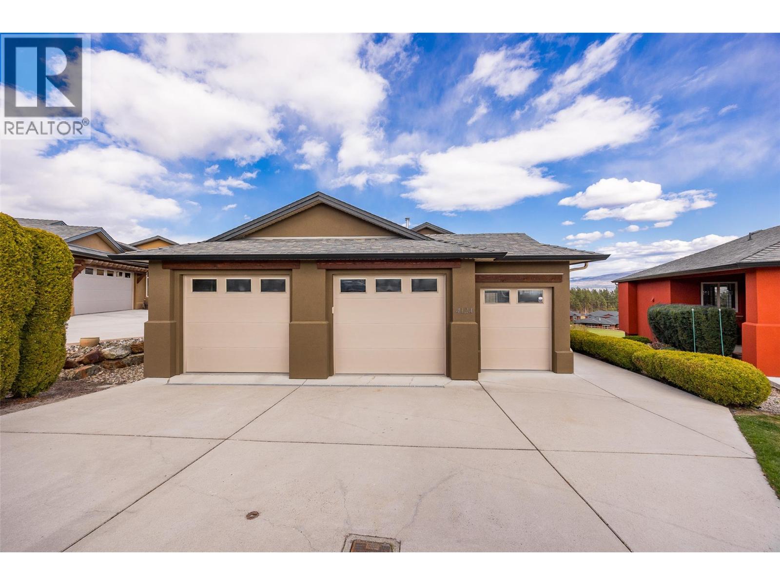  4124 Solana Place, Westbank