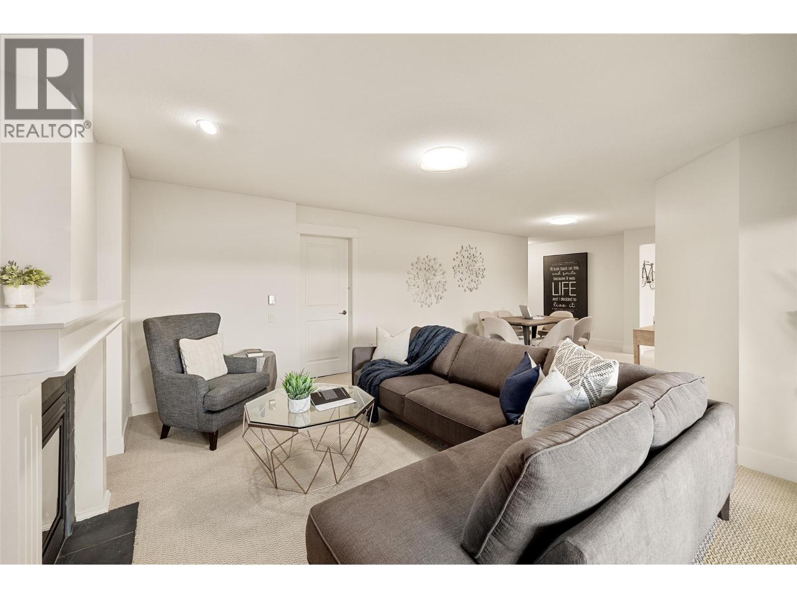  4124 Solana Place, Westbank