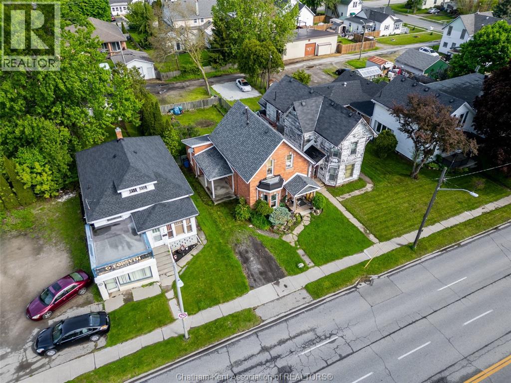 215 Grand AVENUE East, Chatham, Ontario