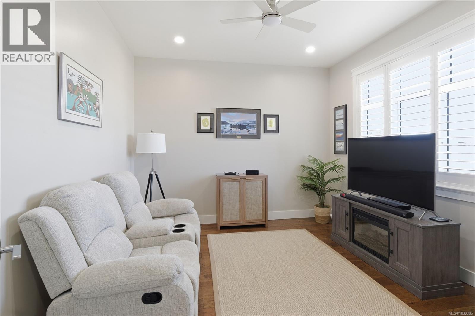 158 Skylark Ave, Parksville