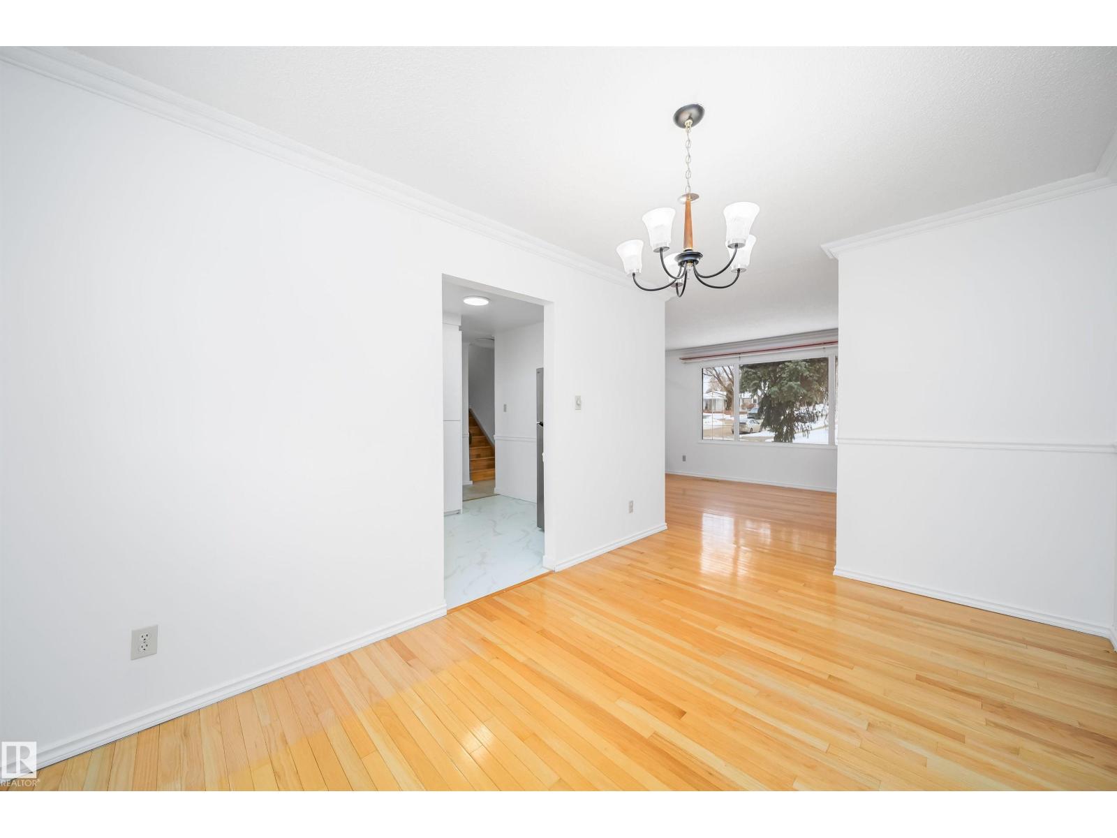 6411 149 AV NW NW, Edmonton