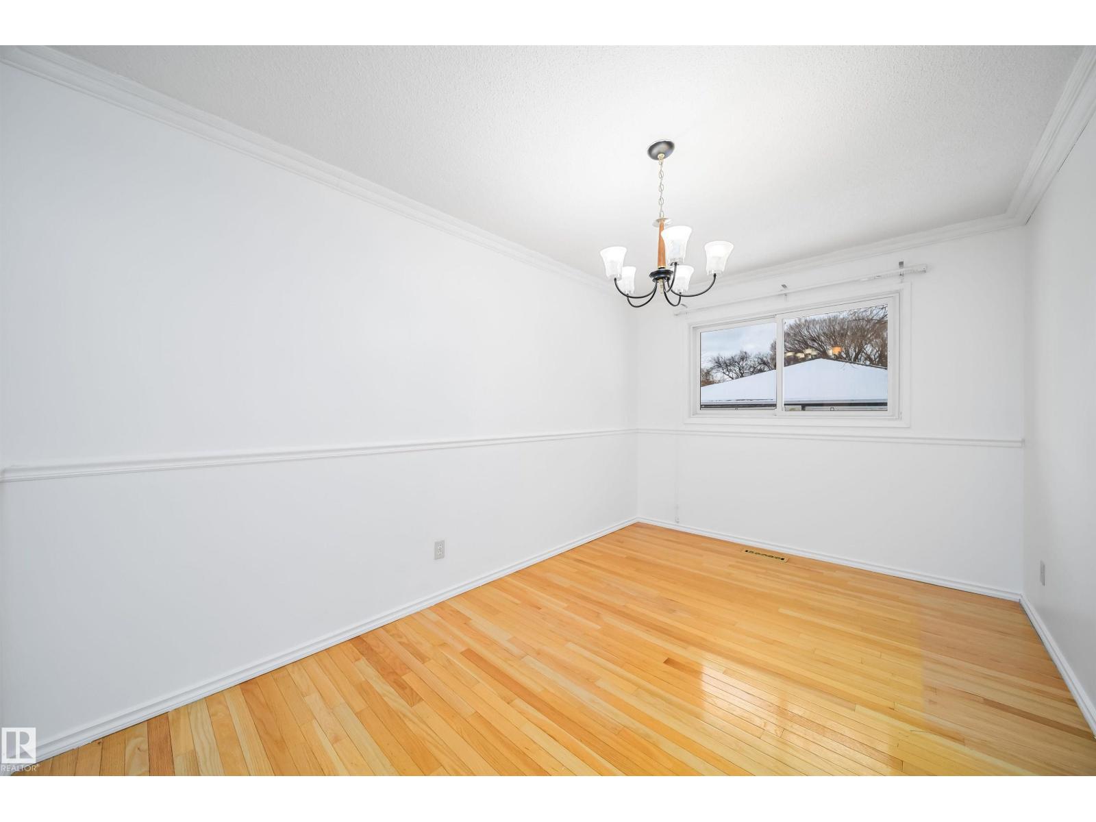 6411 149 AV NW NW, Edmonton