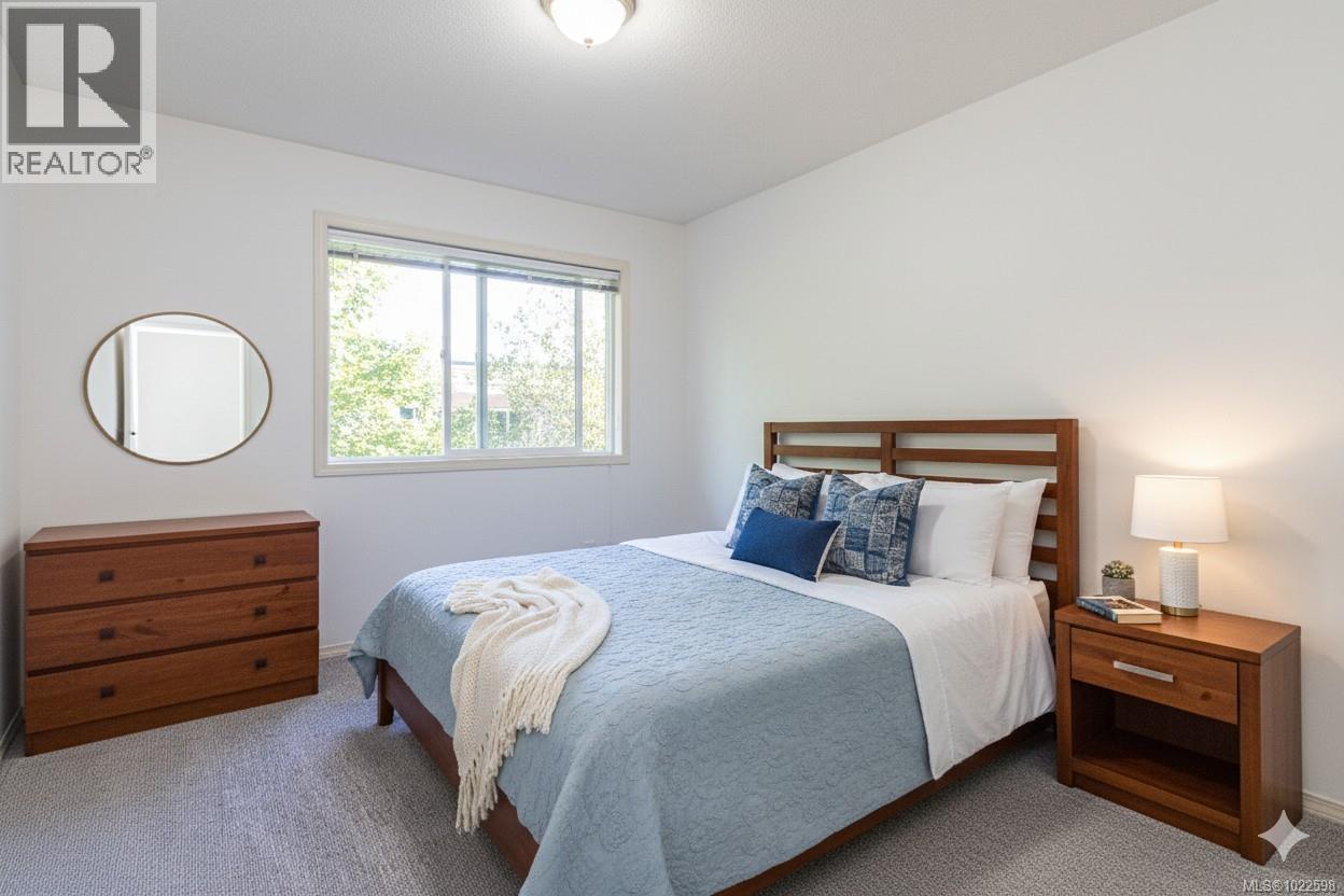 #205 273 MOILLIET ST S - 16