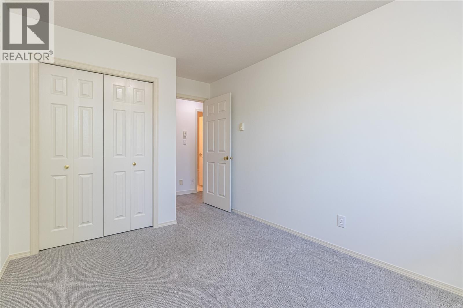 #205 273 MOILLIET ST S - 17