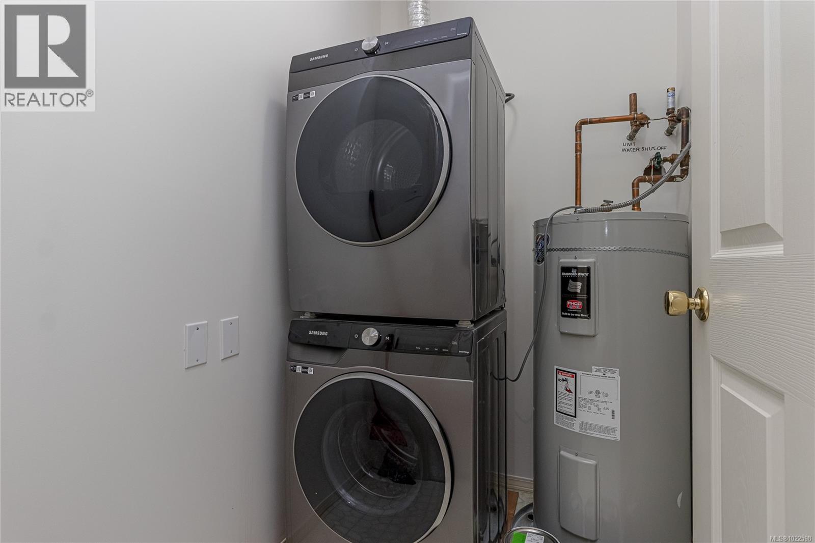 #205 273 MOILLIET ST S - 19