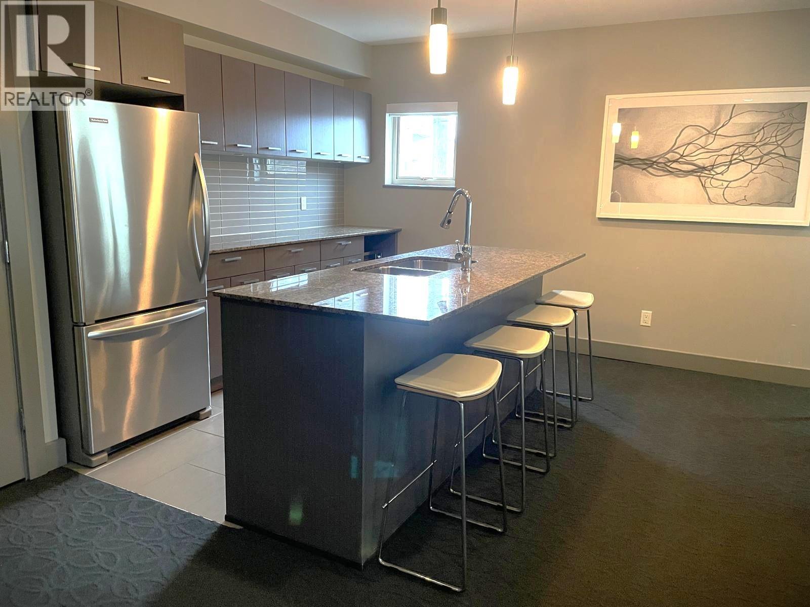209 1182 W 16TH STREET, North Vancouver