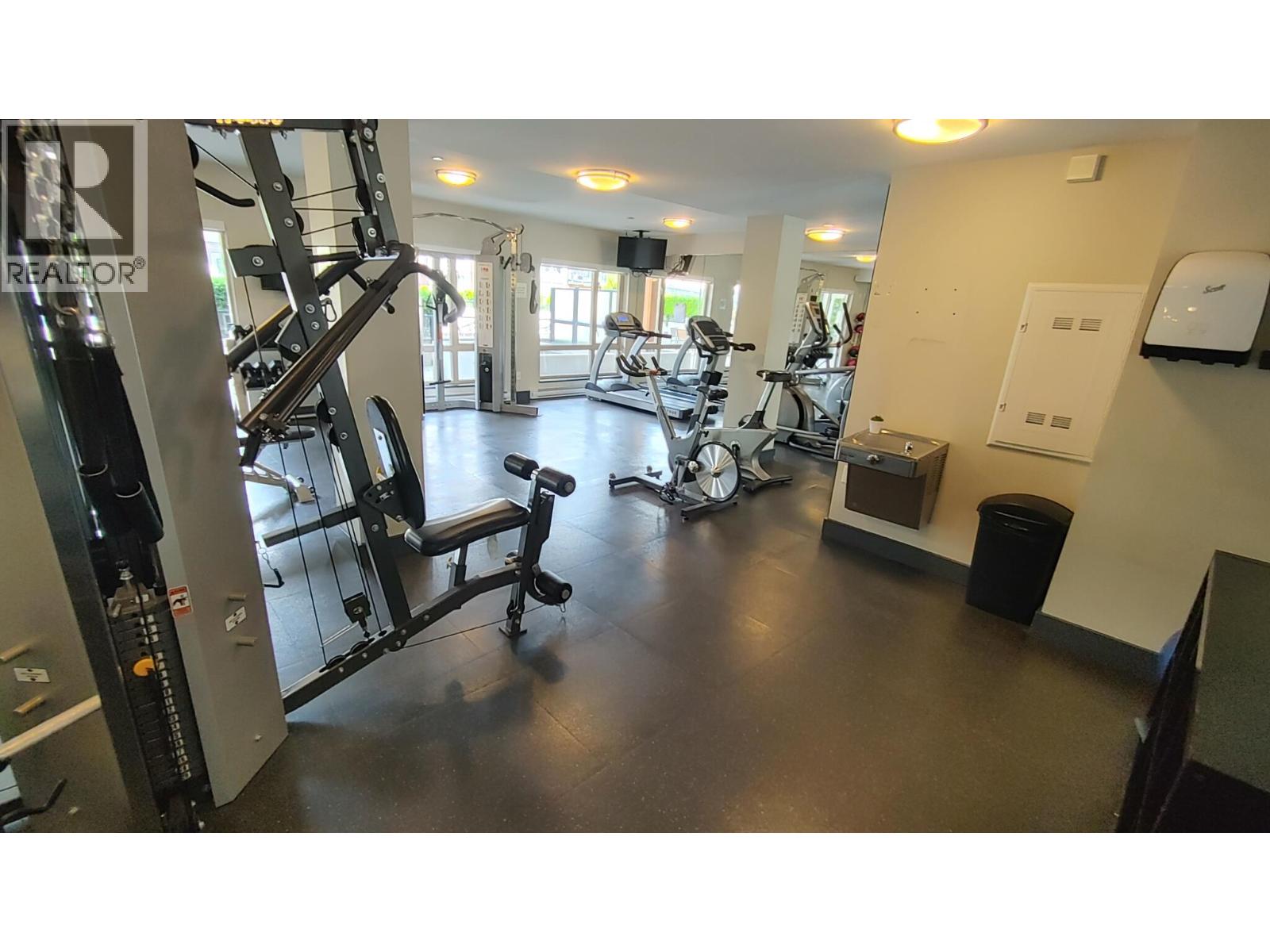 209 1182 W 16TH STREET, North Vancouver