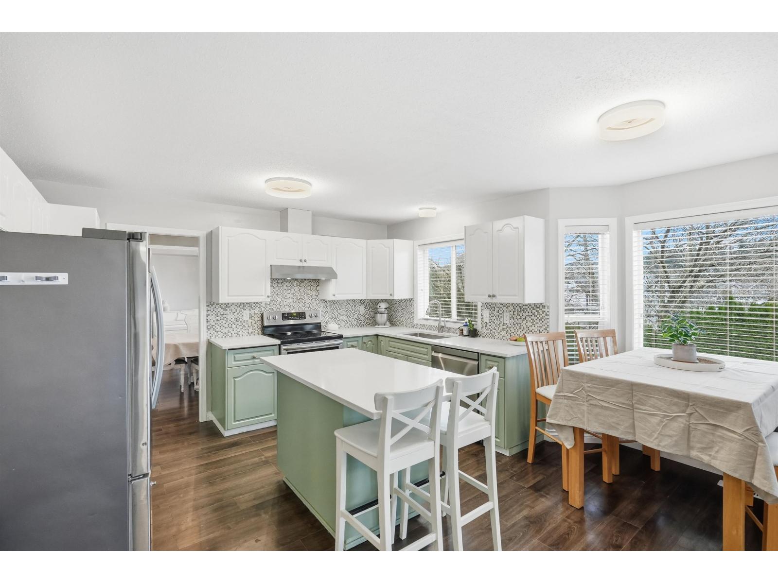 5453 HIGHROAD CRESCENT, Promontory, Chilliwack