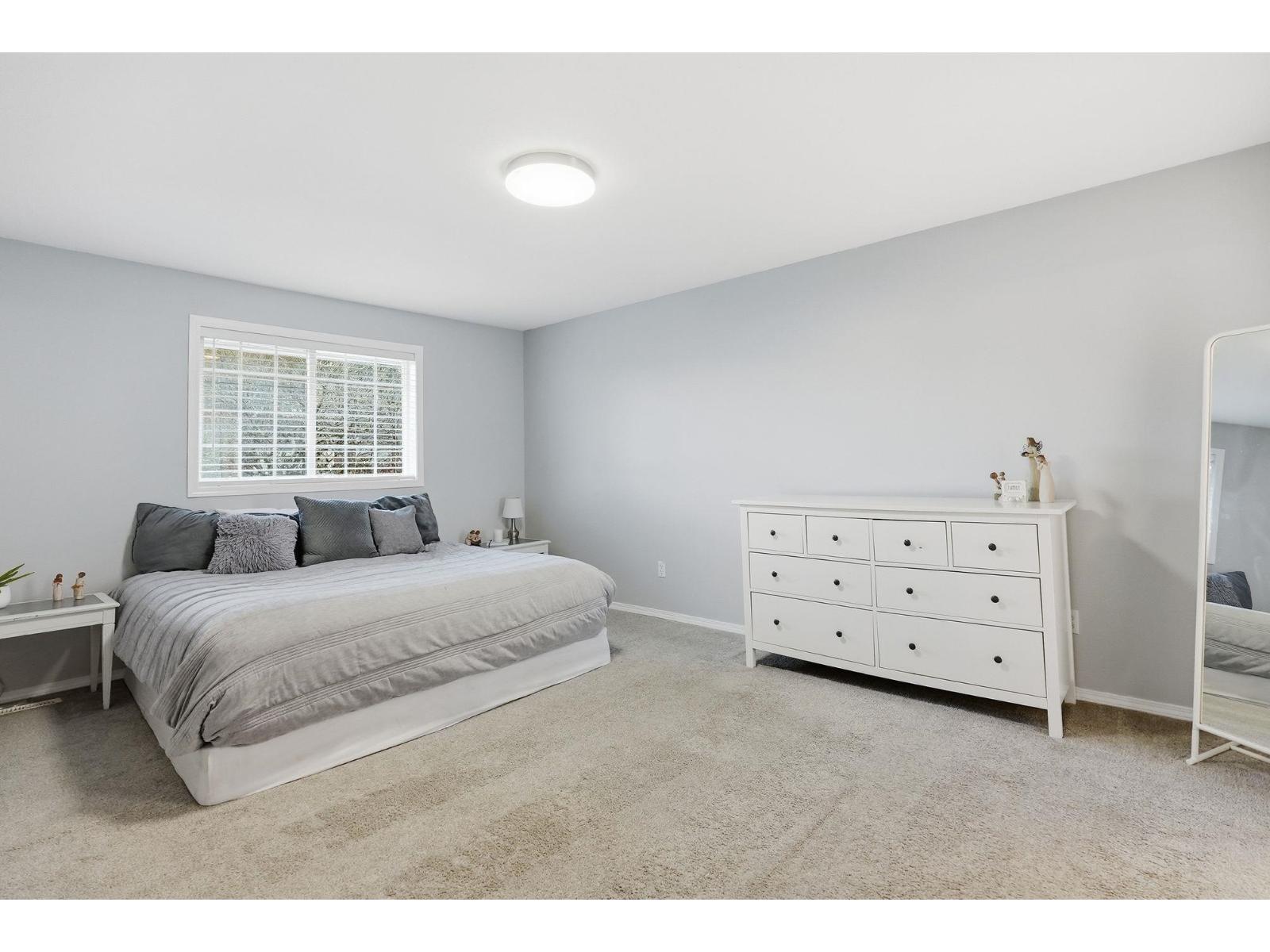 5453 HIGHROAD CRESCENT, Promontory, Chilliwack