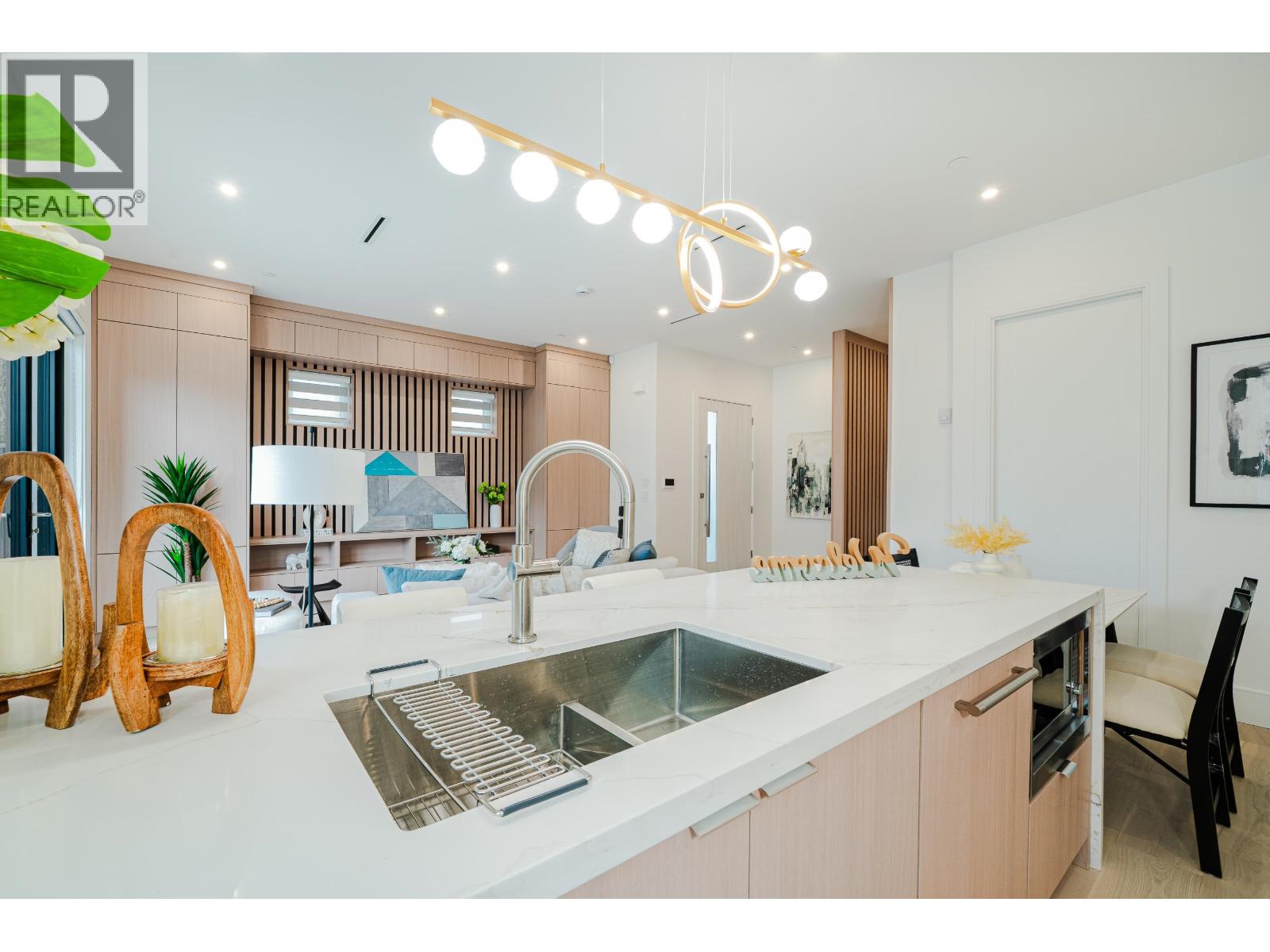 748 E 47TH AVENUE, Vancouver